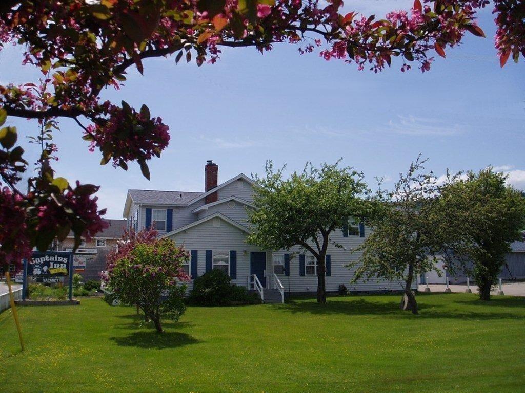 Captain'S Inn Alma Esterno foto